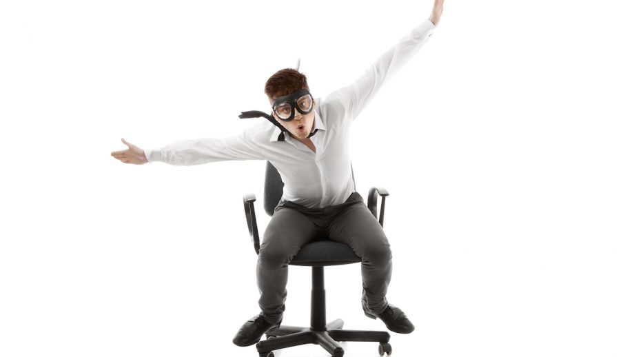 3 modi più salutari per usare la sedia in ufficio