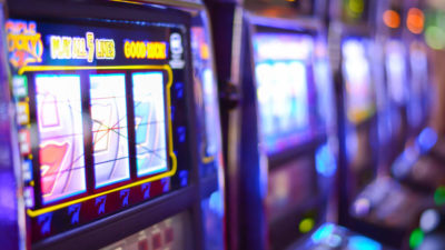 Ludopatia e dipendenza da slot machines: caratteristiche e impatto